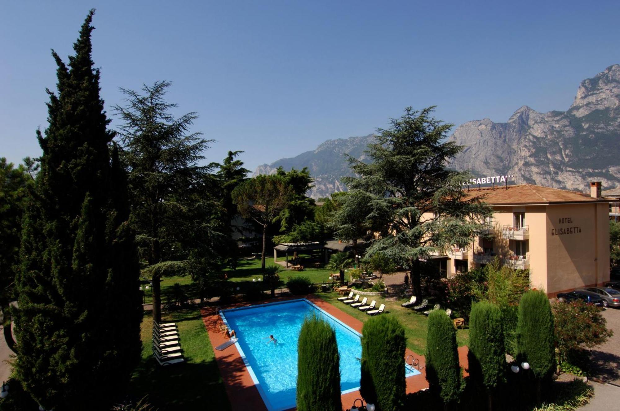 Hotel Elisabetta Torbole Sul Garda Exterior foto